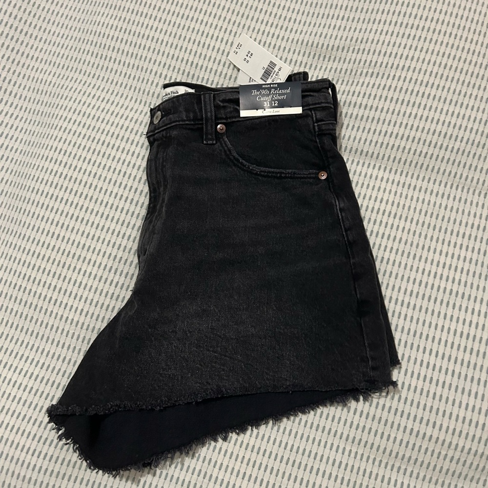 Abercrombie & Fitch High-Rise Black Denim Cutoff Shorts - Picture 2 of 4